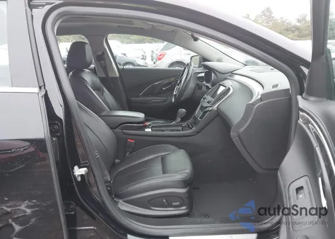 2016 Buick Lacrosse Premium Ii from USA, damaged, VIN 1G4GF5G37GF152189